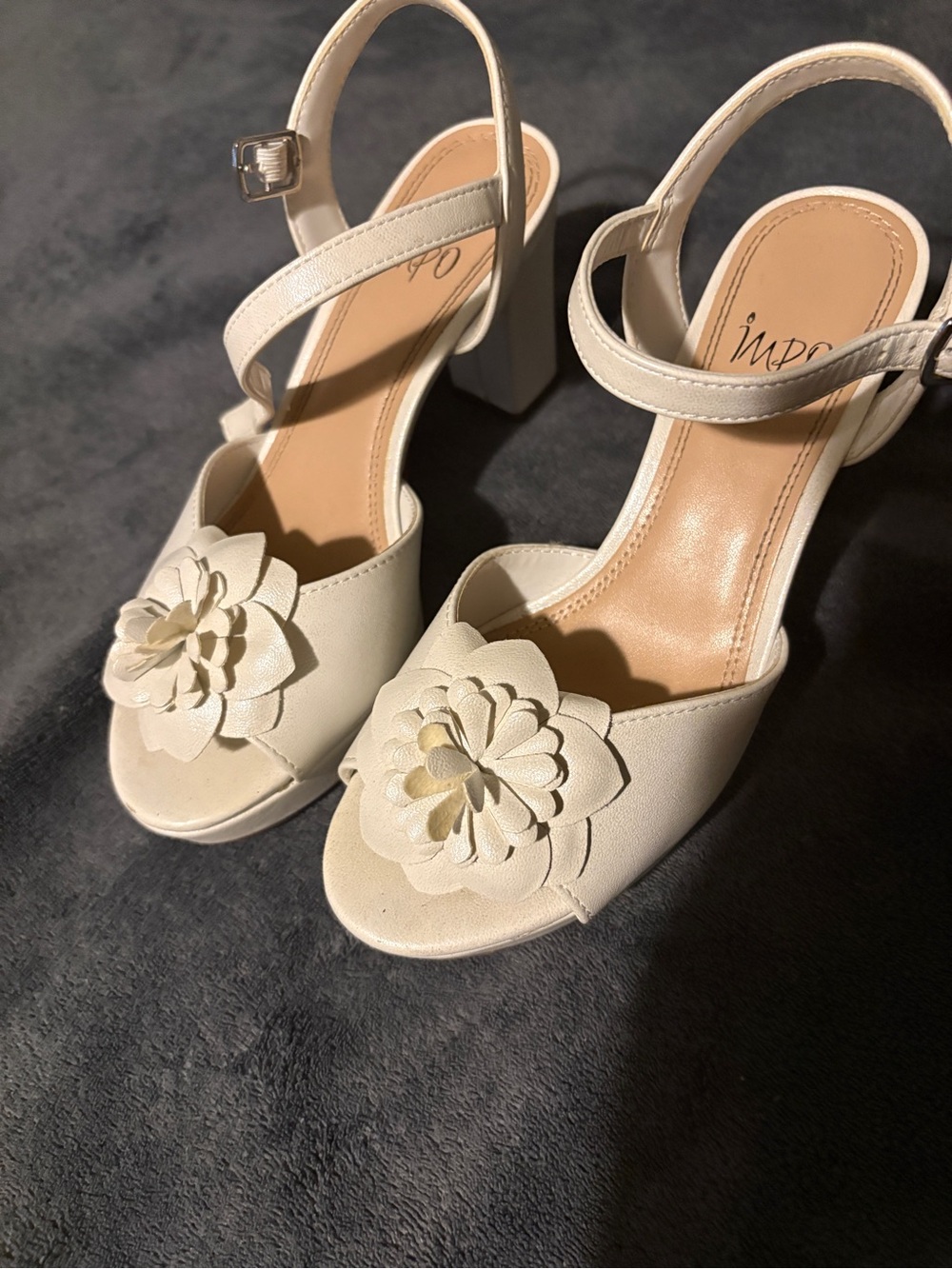 Impo White Floral Peep-Toe Block Heel Sandals